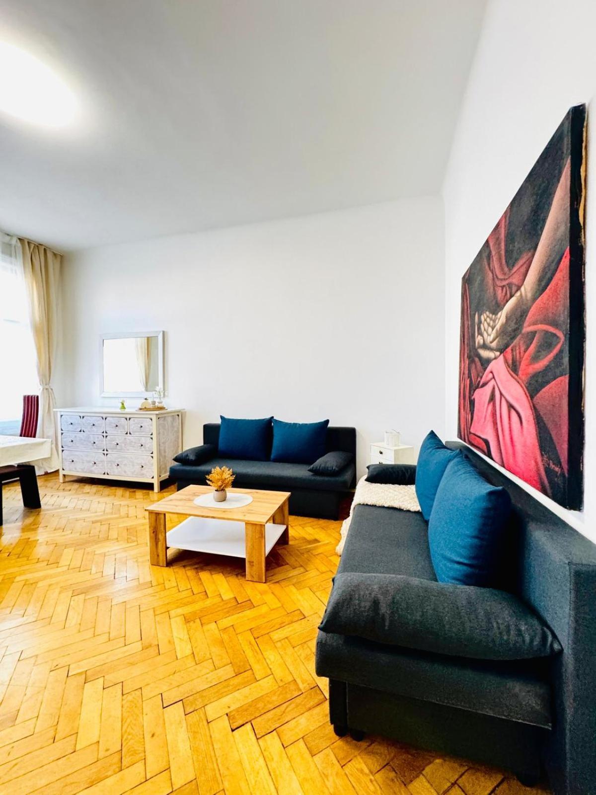 Apartment Affordable 1br & 1lr Apt, 7 Min To Westbahnhof Wien