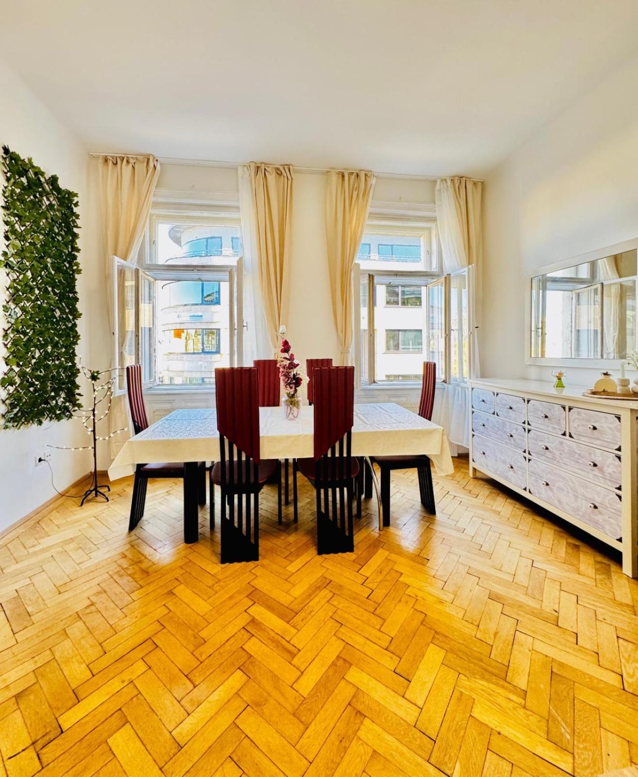 Apartment Affordable 1br & 1lr Apt, 7 Min To Westbahnhof Wien